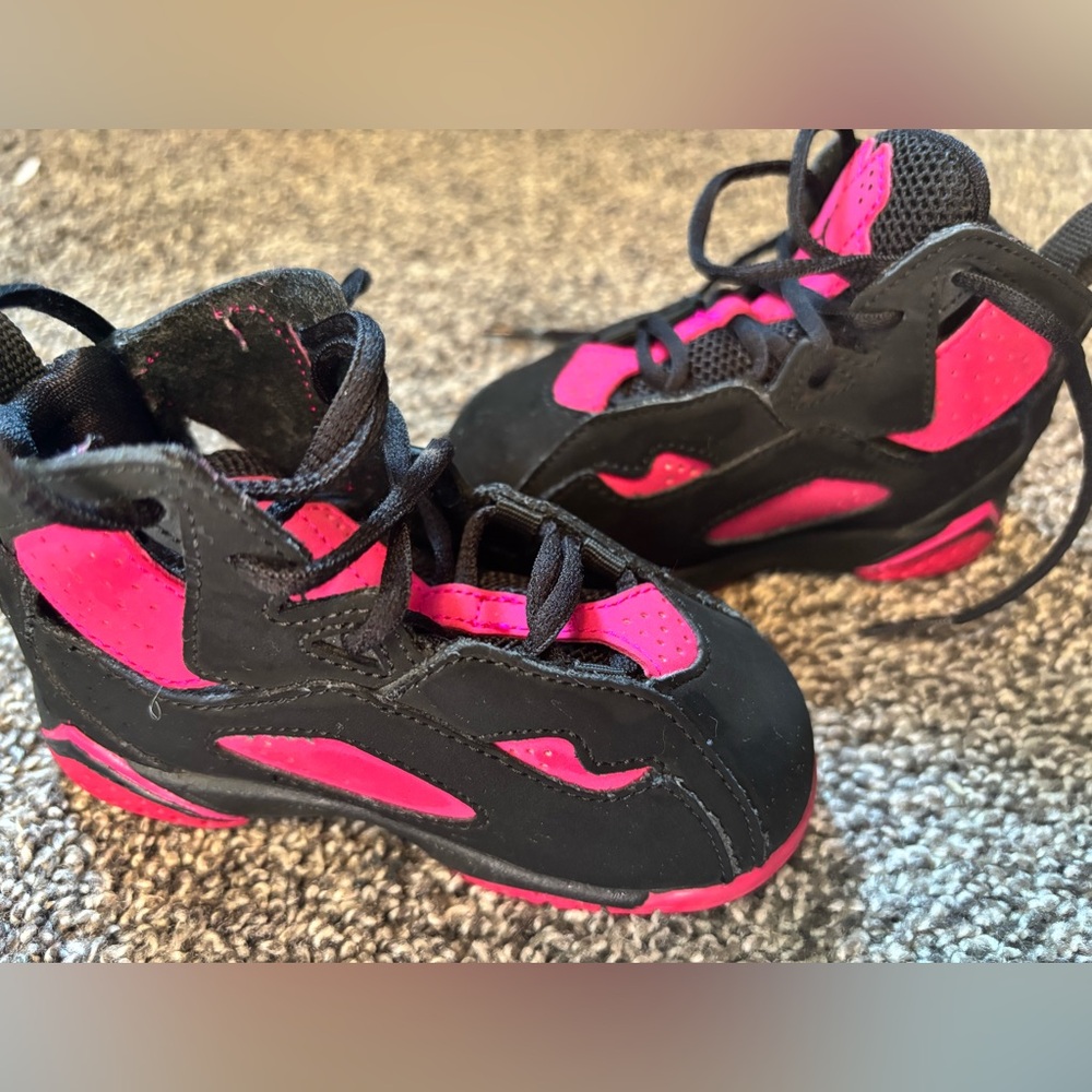Toddler 6C Jordan True Flight Black and Pink High-Top Sneakers